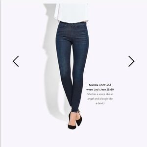 AYR skinny jeans in Jac’s. Inseam 26”.